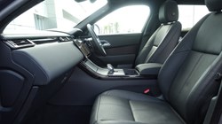 2025 (25) LAND ROVER RANGE ROVER VELAR 2.0 D200 MHEV Dynamic SE 5dr Auto 5199458