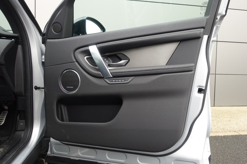 2025 (25) LAND ROVER DISCOVERY SPORT 2.0 D200 Dynamic SE 5dr Auto [5 Seat] 5002065