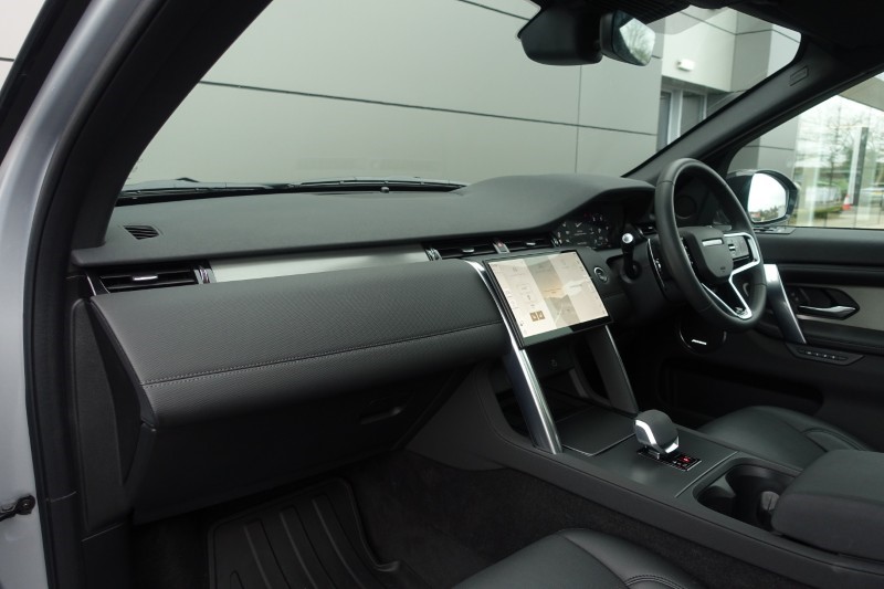 2025 (25) LAND ROVER DISCOVERY SPORT 2.0 D200 Dynamic SE 5dr Auto [5 Seat] 5002077