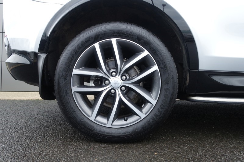 2025 (25) LAND ROVER DISCOVERY SPORT 2.0 D200 Dynamic SE 5dr Auto [5 Seat] 5002039