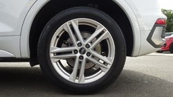 2022 (22) AUDI Q5 40 TDI Quattro S Line 5dr S Tronic 4510669
