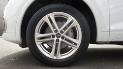 2022 (22) AUDI Q5 40 TDI Quattro S Line 5dr S Tronic 4510670