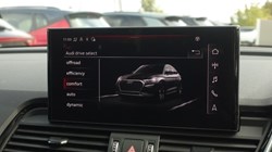 2022 (22) AUDI Q5 40 TDI Quattro S Line 5dr S Tronic 4510681