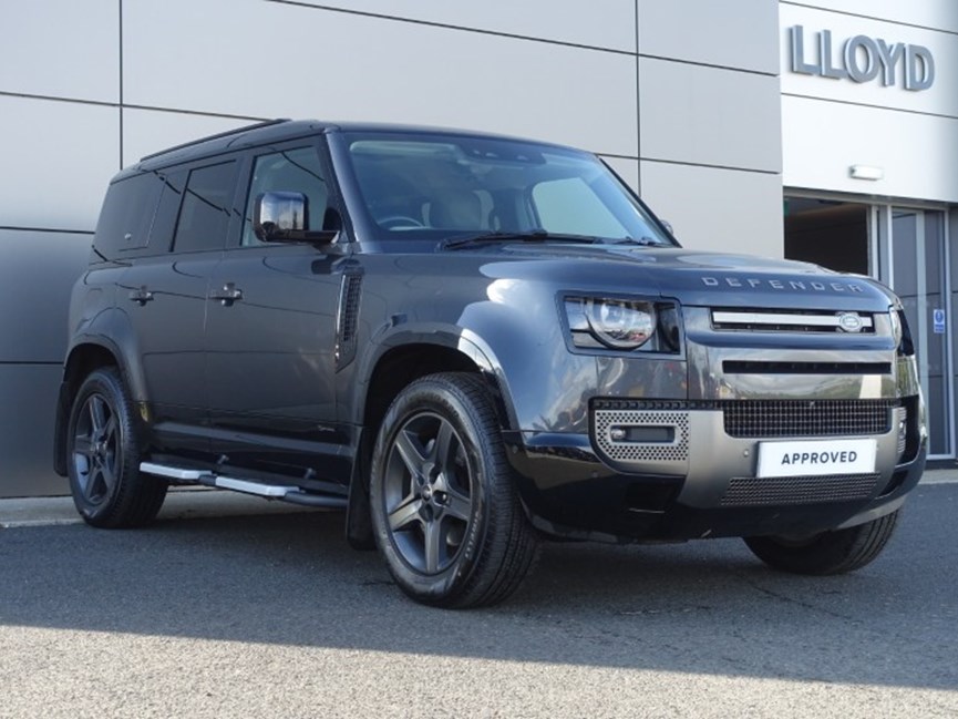 2021 (21) LAND ROVER DEFENDER 3.0 D300 X-Dynamic HSE 110 5dr Auto