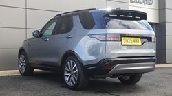 2025 (25) LAND ROVER DISCOVERY 3.0 D350 Dynamic SE 5dr Auto 4547814