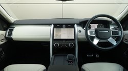 2025 (25) LAND ROVER DISCOVERY 3.0 D350 Dynamic SE 5dr Auto 4547821