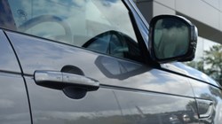 2025 (25) LAND ROVER DISCOVERY 3.0 D350 Dynamic SE 5dr Auto 4547835