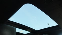 2023 (73) LAND ROVER RANGE ROVER EVOQUE 2.0 D200 Autobiography 5dr Auto 4551327