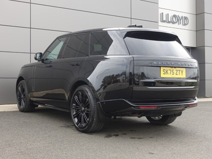2025 (75) LAND ROVER RANGE ROVER 3.0 D350 Autobiography 4dr Auto