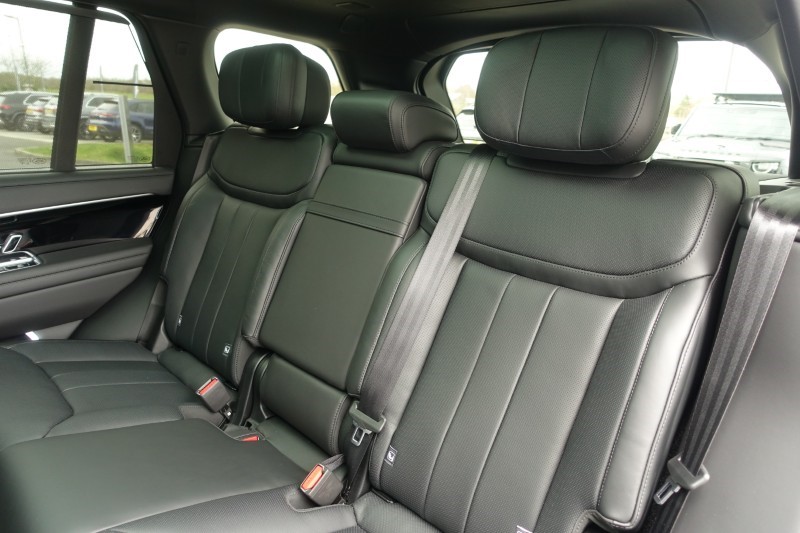 2025 (75) LAND ROVER RANGE ROVER 3.0 D350 Autobiography 4dr Auto 5226355