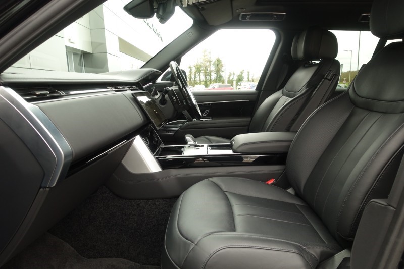 2025 (75) LAND ROVER RANGE ROVER 3.0 D350 Autobiography 4dr Auto 5226290
