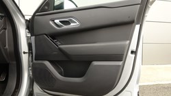 2025 (25) LAND ROVER RANGE ROVER VELAR 2.0 D200 MHEV Dynamic SE 5dr Auto 4566275