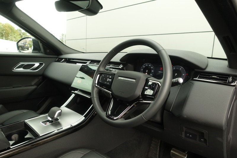 2025 (25) LAND ROVER RANGE ROVER VELAR 2.0 D200 MHEV Dynamic SE 5dr Auto 4566271