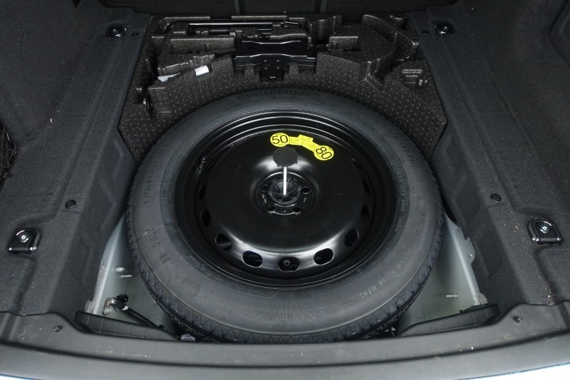 2025 (25) LAND ROVER RANGE ROVER VELAR 2.0 D200 MHEV Dynamic SE 5dr Auto 4566260