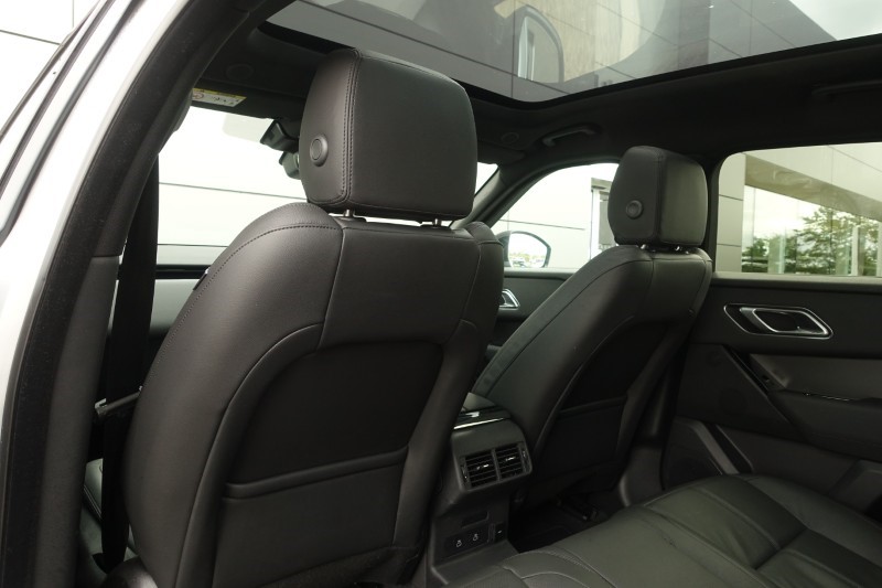 2025 (25) LAND ROVER RANGE ROVER VELAR 2.0 D200 MHEV Dynamic SE 5dr Auto 4566282