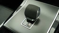 2025 (25) LAND ROVER RANGE ROVER VELAR 2.0 D200 MHEV Dynamic SE 5dr Auto 4566240