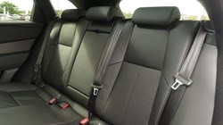2025 (25) LAND ROVER RANGE ROVER VELAR 2.0 D200 MHEV Dynamic SE 5dr Auto 4566283