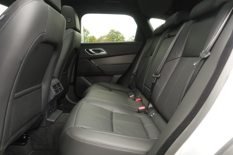 2025 (25) LAND ROVER RANGE ROVER VELAR 2.0 D200 MHEV Dynamic SE 5dr Auto 4566231