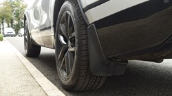 2025 (25) LAND ROVER RANGE ROVER VELAR 2.0 D200 MHEV Dynamic SE 5dr Auto 4566256