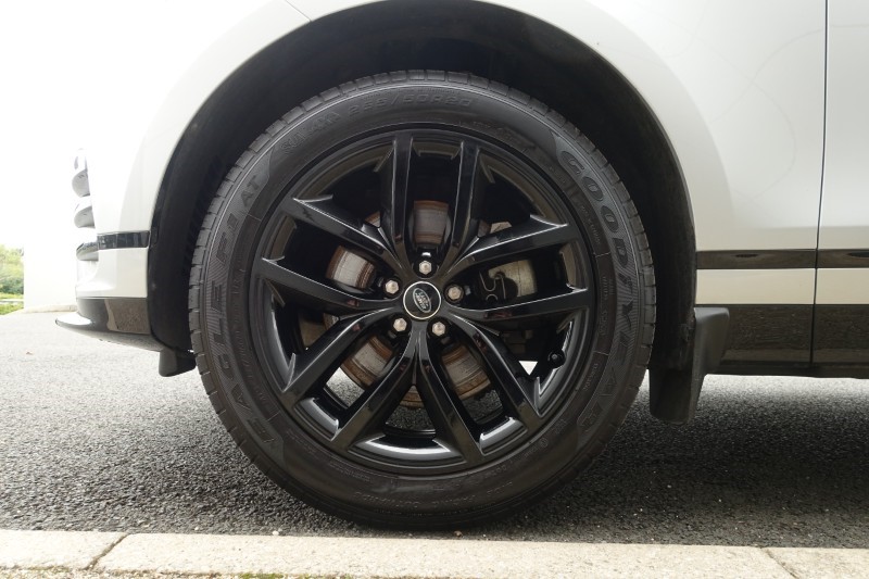 2025 (25) LAND ROVER RANGE ROVER VELAR 2.0 D200 MHEV Dynamic SE 5dr Auto 4566258