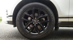 2025 (25) LAND ROVER RANGE ROVER VELAR 2.0 D200 MHEV Dynamic SE 5dr Auto 4566258