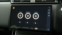 2025 (25) LAND ROVER RANGE ROVER VELAR 2.0 D200 MHEV Dynamic SE 5dr Auto 4566270