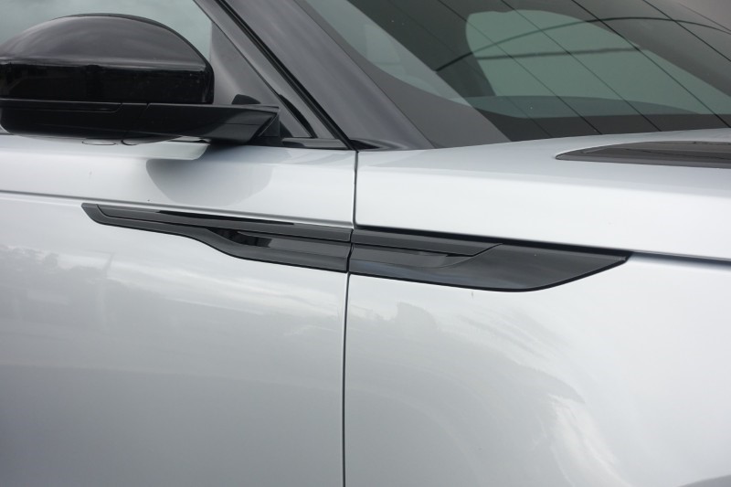 2025 (25) LAND ROVER RANGE ROVER VELAR 2.0 D200 MHEV Dynamic SE 5dr Auto 4566247