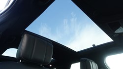 2025 (75) LAND ROVER DISCOVERY 3.0 D350 Dynamic HSE 5dr Auto 5100567