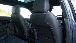 2025 (25) LAND ROVER RANGE ROVER EVOQUE 2.0 D200 Dynamic SE 5dr Auto 4582678