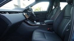 2025 (25) LAND ROVER RANGE ROVER EVOQUE 2.0 D200 Dynamic SE 5dr Auto 4582628