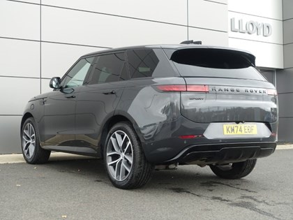 2024 (74) LAND ROVER RANGE ROVER SPORT 3.0 D300 Dynamic SE 5dr Auto