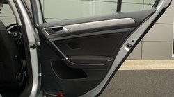 2016 (16) VOLKSWAGEN GOLF 1.6 TDI 110 Match Edition 5dr 4659837