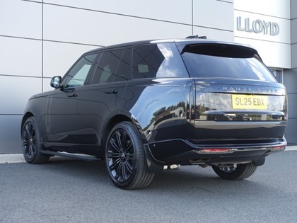 2025 (25) LAND ROVER RANGE ROVER 3.0 D350 Autobiography 4dr Auto