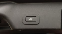 2022 (22) LAND ROVER RANGE ROVER EVOQUE 2.0 D200 Autobiography 5dr Auto 4647865