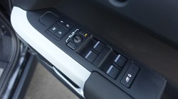 2024 (24) LAND ROVER DEFENDER 3.0 D250 XS Edition 110 5dr Auto 4661152