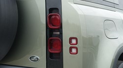 2020 (70) LAND ROVER DEFENDER 2.0 D240 First Edition 110 5dr Auto 4677589