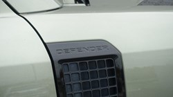 2020 (70) LAND ROVER DEFENDER 2.0 D240 First Edition 110 5dr Auto 4677582