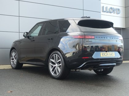 2024 (24) LAND ROVER RANGE ROVER SPORT 3.0 D300 Dynamic SE 5dr Auto