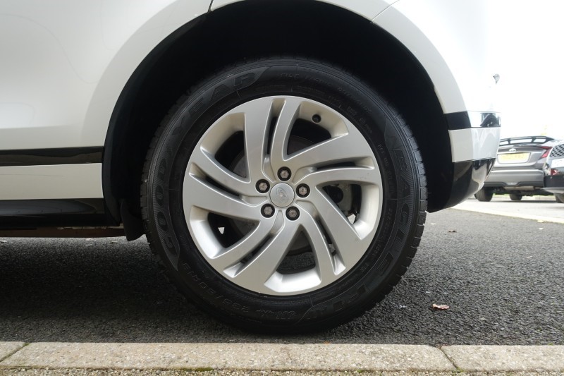 2022 (72) LAND ROVER RANGE ROVER EVOQUE 1.5 P300e R-Dynamic S 5dr Auto 4727689