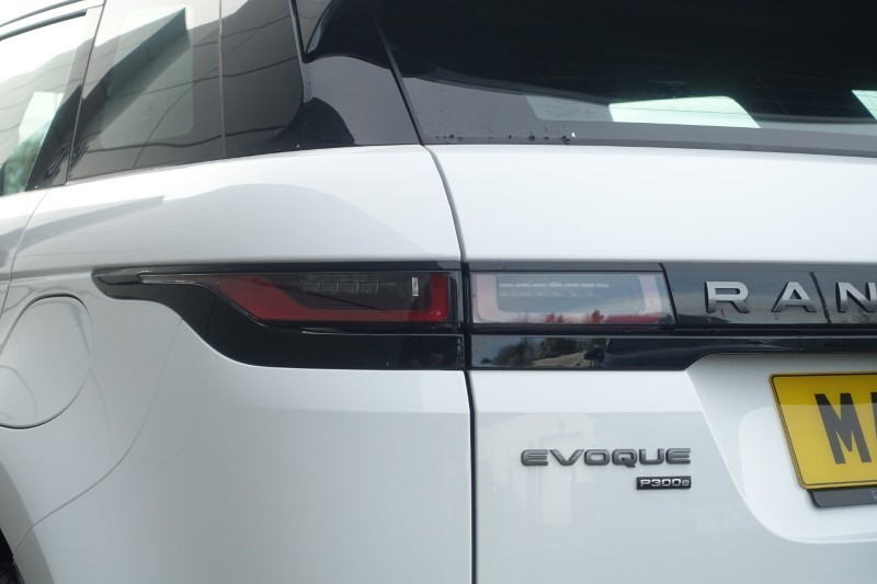 2022 (72) LAND ROVER RANGE ROVER EVOQUE 1.5 P300e R-Dynamic S 5dr Auto 4727687
