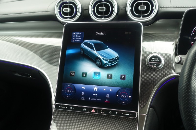 2023 (23) MERCEDES-BENZ GLC 220d 4Matic AMG Line Premium 5dr 9G-Tronic 4722001