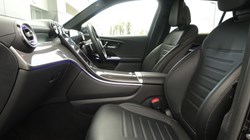 2023 (23) MERCEDES-BENZ GLC 220d 4Matic AMG Line Premium 5dr 9G-Tronic 4721963