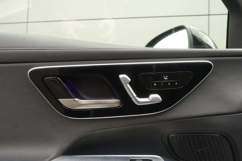 2023 (23) MERCEDES-BENZ GLC 220d 4Matic AMG Line Premium 5dr 9G-Tronic 4722016