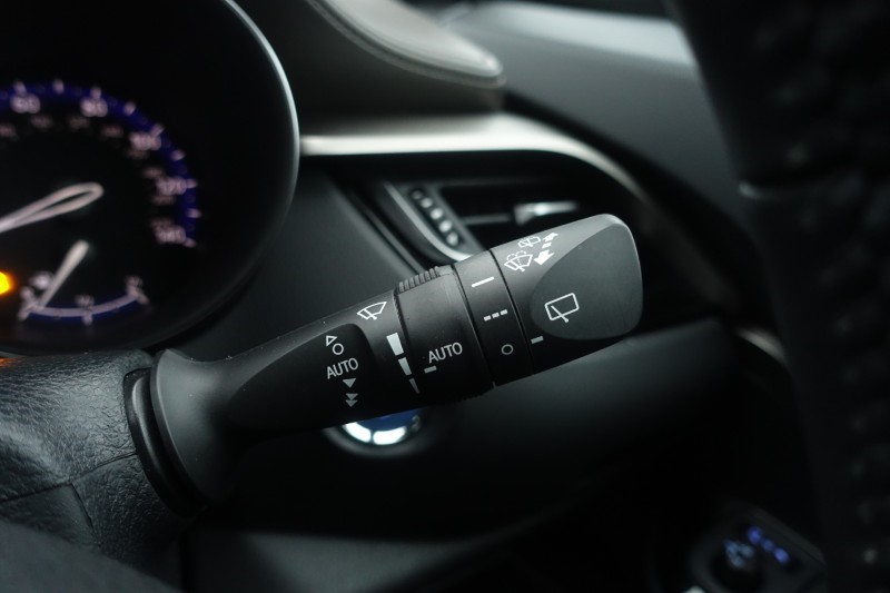 2021 (21) TOYOTA C-HR 1.8 Hybrid Excel 5dr CVT 4765737