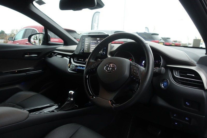 2021 (21) TOYOTA C-HR 1.8 Hybrid Excel 5dr CVT 4765744