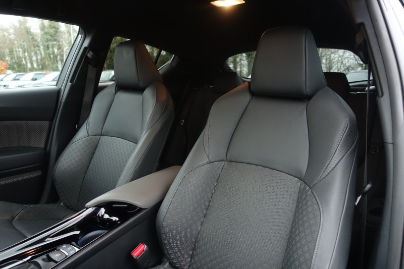 2021 (21) TOYOTA C-HR 1.8 Hybrid Excel 5dr CVT 4765759