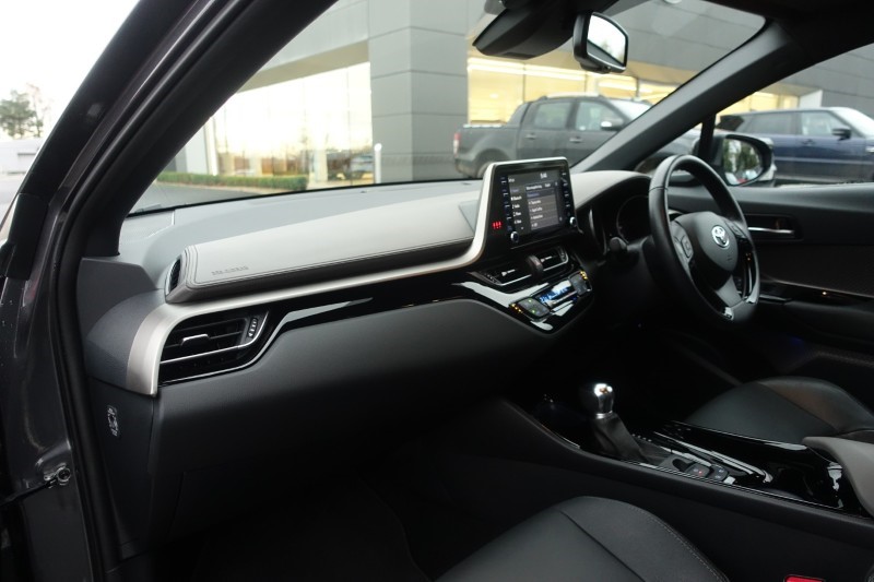 2021 (21) TOYOTA C-HR 1.8 Hybrid Excel 5dr CVT 4765758