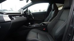 2021 (21) TOYOTA C-HR 1.8 Hybrid Excel 5dr CVT 4765705