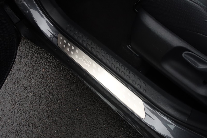 2021 (21) TOYOTA C-HR 1.8 Hybrid Excel 5dr CVT 4765757