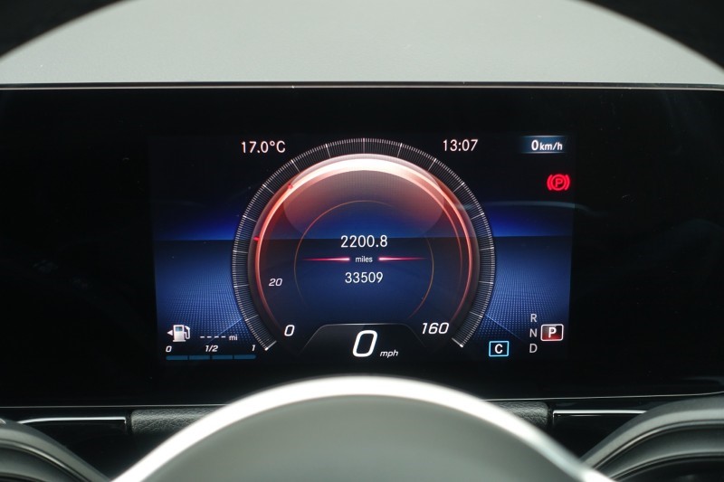 2021 (71) MERCEDES-BENZ GLA 180 Sport Executive 5dr Auto 4756498